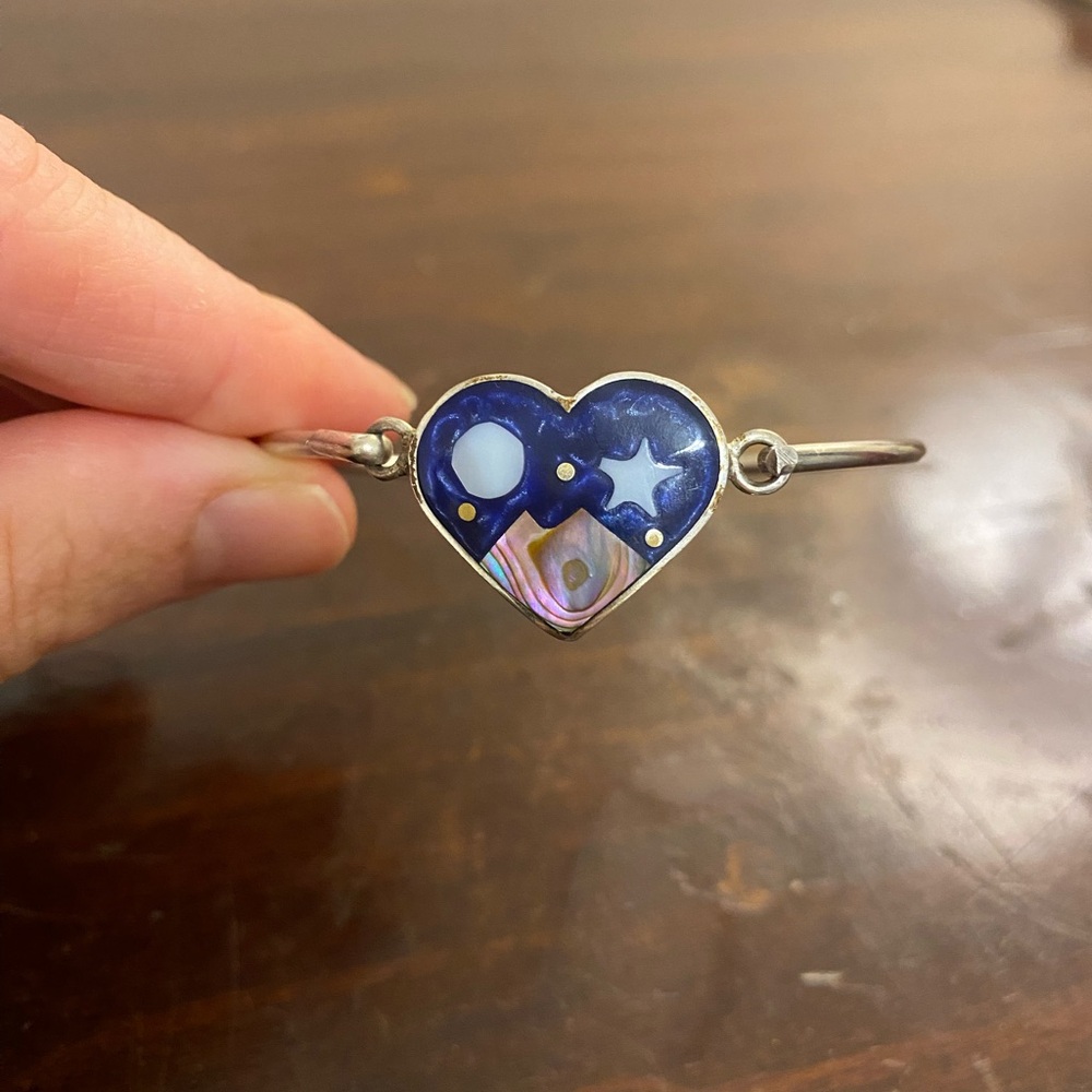 Real silver Mountain Heart bracelet
